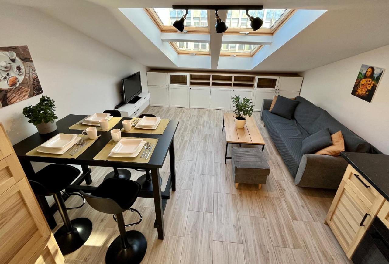 Feelhome Apartment With Kitchen Cracovia Esterno foto